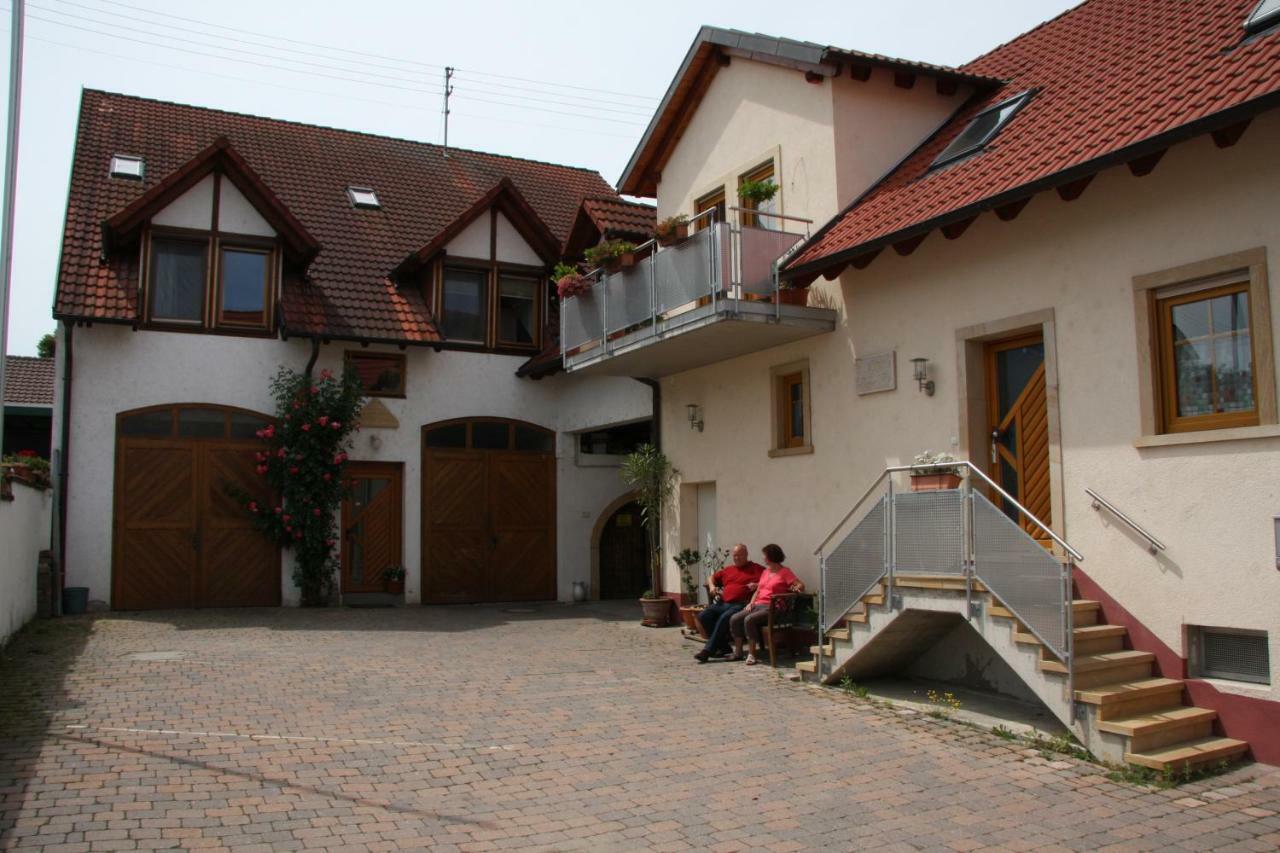 Apartment - Kern Bochingen